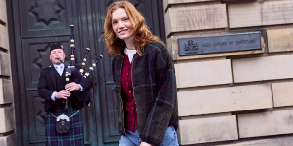 Zum Outfit Tartan für Pfützenwetter