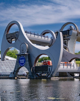 Das Falkirk Wheel: Wenn Boote schweben lernen